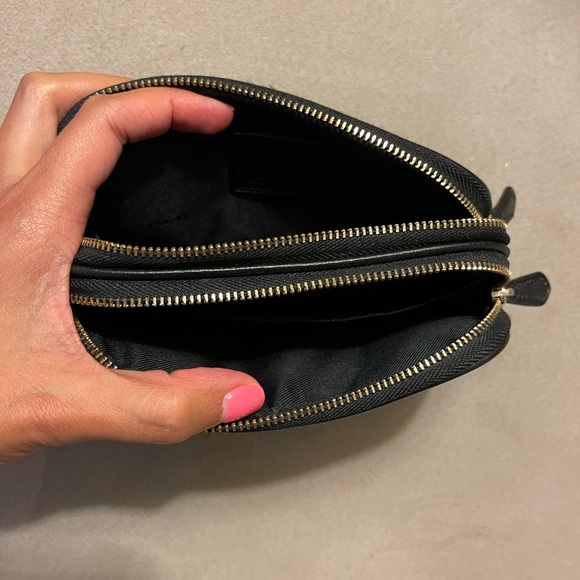 Sold! - Picture 4 of 7